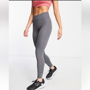 238 Nike Dri-Fit Charcoal Gray Leggings XS High Rise One Training Yoga